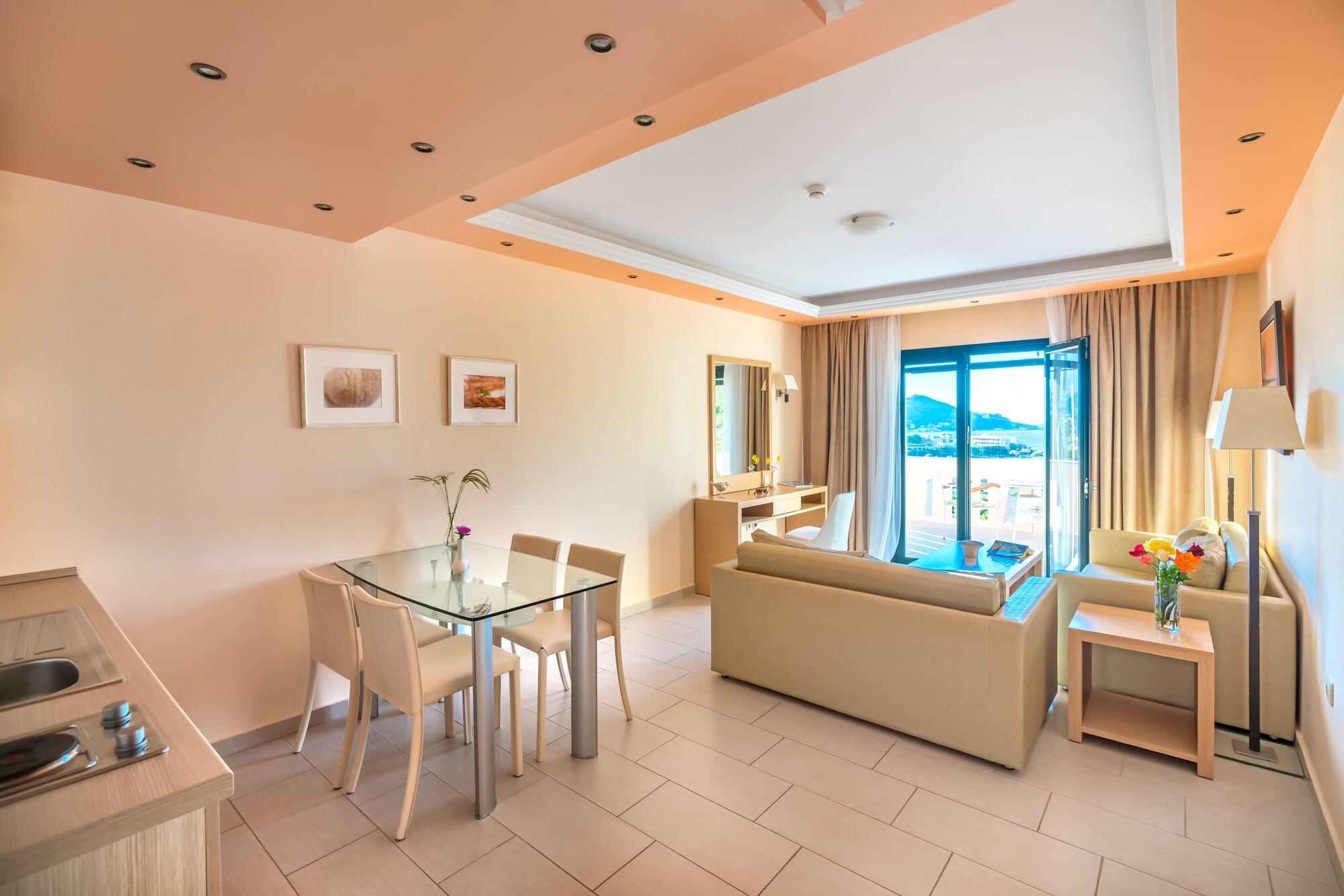 Ai Yannis Suites And Apartments Hotel Mármaron 외부 사진